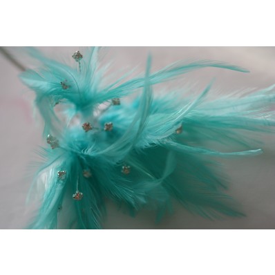 Wired diamond feather mount mint green